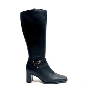 Vintage Y2K black leather knee high square toe zip up It Girl boots